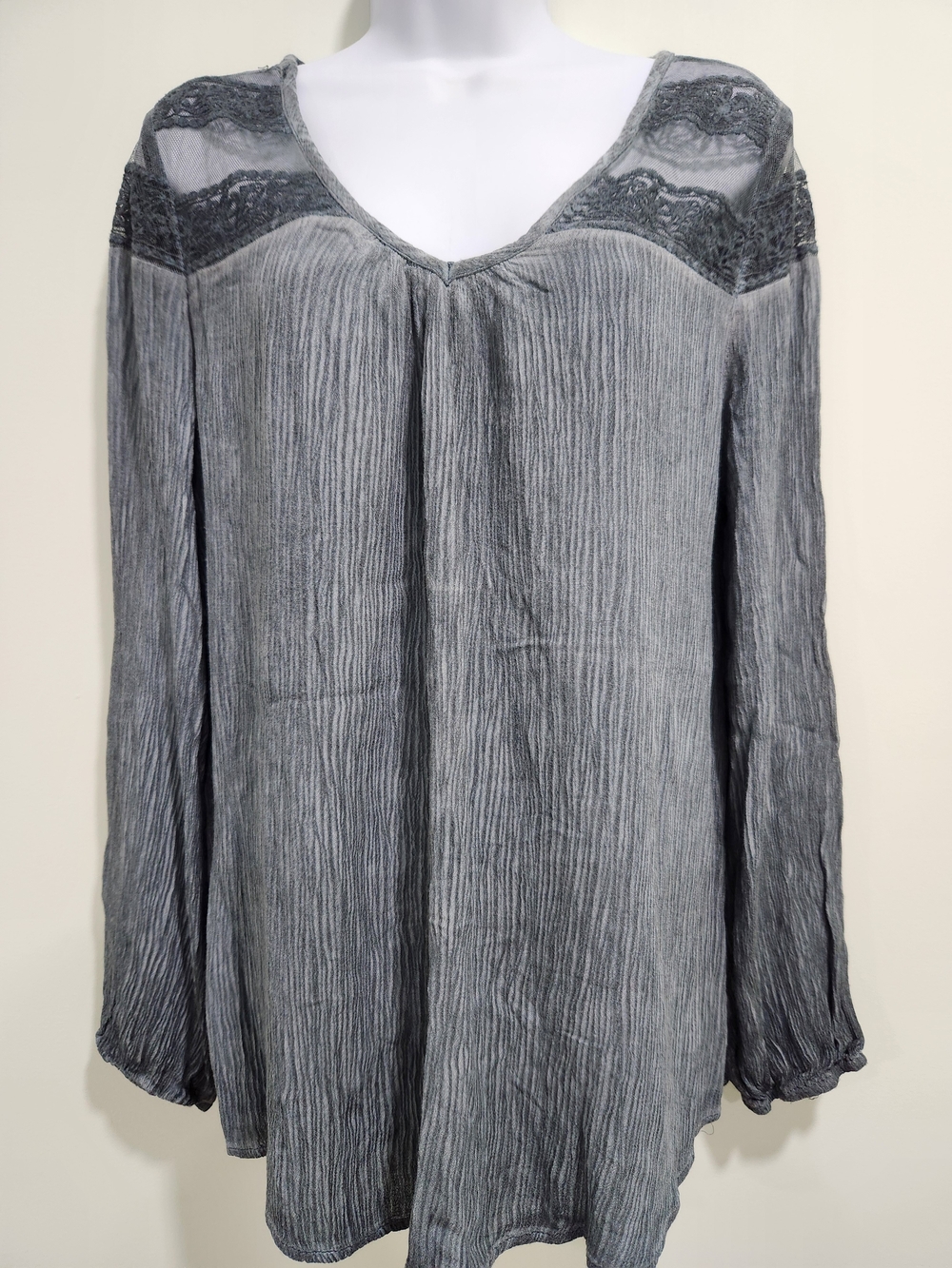 Love Riche Gray Crinkle V-Neck Lace Yoke Blouse